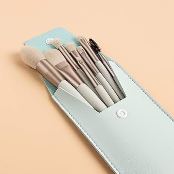 8 Pcs Leather Makeup Brush Set – Soft Bristles with Travel-Friendly Leather Pouch